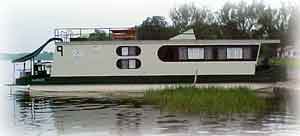 Houseboat image